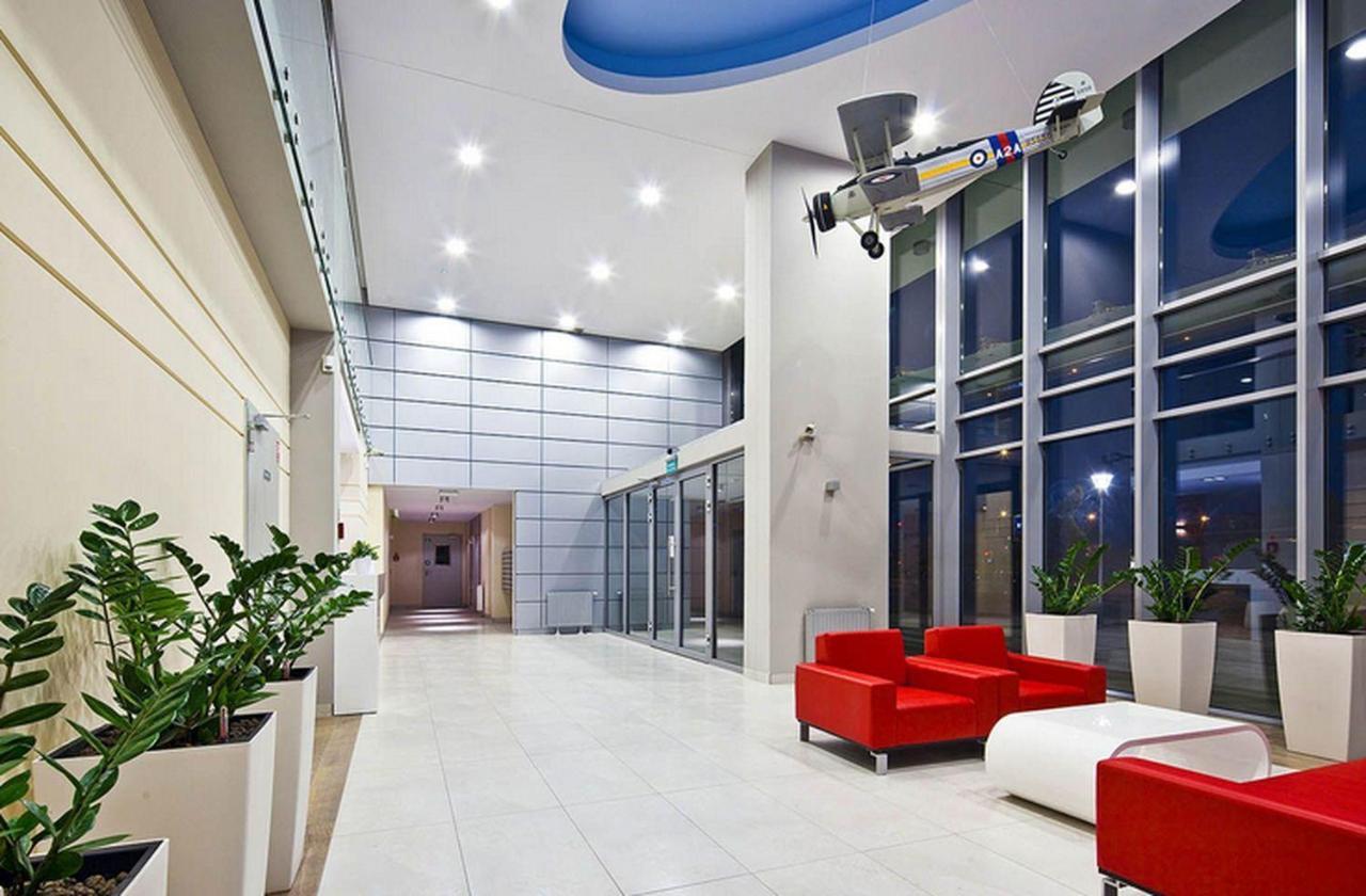 Apartament Aviator Gdańsk Exteriör bild